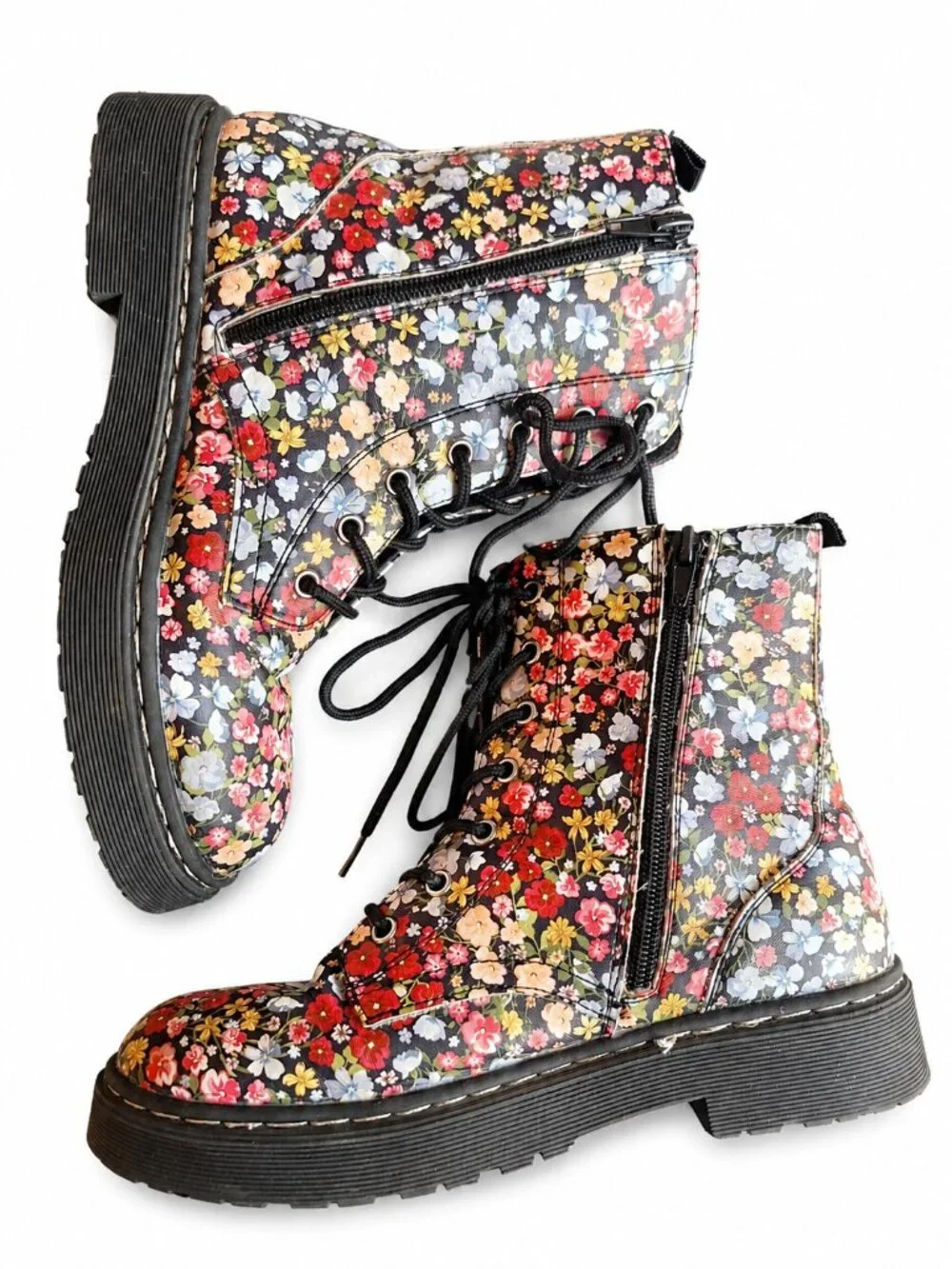 Sincerely Jules Sz 5 Floral Combat Boots Cottagecore Whimsy Grunge Lace Up